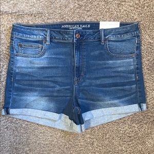 American Eagle Hi-Rise Shortie Size 20 Cuffed